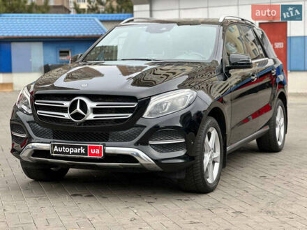 Мерседес ГЛЕ-Класс 2018 в Одессе на Automoto.ua Черный Мерседес ГЛЕ-Класс, объемом двигателя 2.2 л и пробегом 165 тыс. км за 33990 $, фото 1 на Automoto.ua