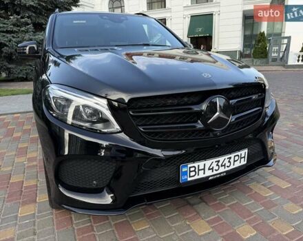 Черный Мерседес ГЛЕ-Класс, объемом двигателя 3 л и пробегом 120 тыс. км за 47999 $, фото 1 на Automoto.ua