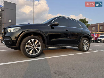 Мерседес ГЛЕ-Класс 2019 в Киеве на Automoto.ua Черный Мерседес ГЛЕ-Класс, объемом двигателя 2.93 л и пробегом 89 тыс. км за 58700 $, фото 1 на Automoto.ua