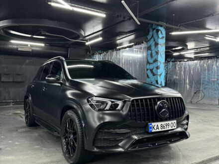 Мерседес ГЛЕ-Класс 2019 в Киеве на Automoto.ua Черный Мерседес ГЛЕ-Класс, объемом двигателя 3 л и пробегом 25 тыс. км за 75000 $, фото 1 на Automoto.ua