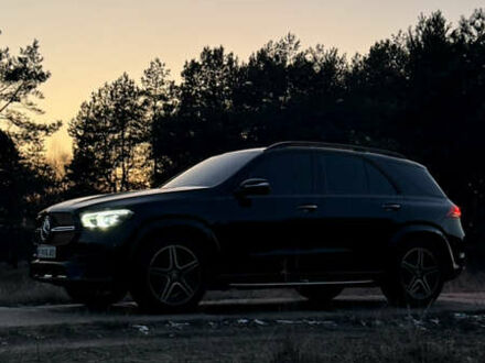 Мерседес ГЛЕ-Класс 2021 в Днепре (Днепропетровске) на Automoto.ua Черный Мерседес ГЛЕ-Класс, объемом двигателя 3 л и пробегом 43 тыс. км за 74000 $, фото 1 на Automoto.ua