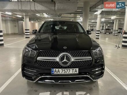 Мерседес ГЛЕ-Класс 2021 в Киеве на Automoto.ua Черный Мерседес ГЛЕ-Класс, объемом двигателя 1.99 л и пробегом 61 тыс. км за 89000 $, фото 1 на Automoto.ua