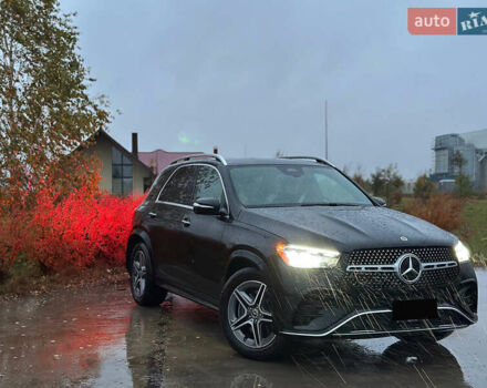 Черный Мерседес ГЛЕ-Класс, объемом двигателя 1.99 л и пробегом 3 тыс. км за 95000 $, фото 1 на Automoto.ua