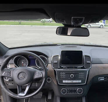 Мерседес ГЛЕ-Класс 2015 в Хмельницком на Automoto.ua Коричневый Мерседес ГЛЕ-Класс, объемом двигателя 2.2 л и пробегом 250 тыс. км за 31000 $, фото 12 на Automoto.ua