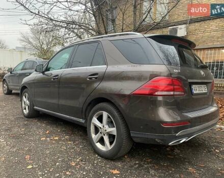 Коричневий Мерседес ГЛЕ-Клас, об'ємом двигуна 2.14 л та пробігом 198 тис. км за 33750 $, фото 2 на Automoto.ua