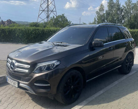 Мерседес ГЛЕ-Класс 2015 в Хмельницком на Automoto.ua Коричневый Мерседес ГЛЕ-Класс, объемом двигателя 2.2 л и пробегом 250 тыс. км за 31000 $, фото 10 на Automoto.ua