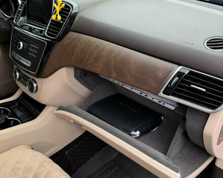 Коричневый Мерседес ГЛЕ-Класс, объемом двигателя 2.99 л и пробегом 286 тыс. км за 36000 $, фото 16 на Automoto.ua