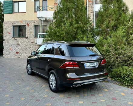 Коричневый Мерседес ГЛЕ-Класс, объемом двигателя 2.14 л и пробегом 150 тыс. км за 28000 $, фото 4 на Automoto.ua
