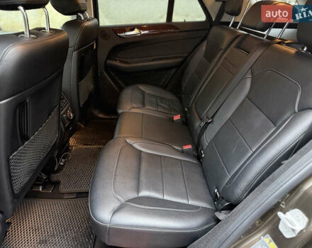 Коричневый Мерседес ГЛЕ-Класс, объемом двигателя 2.99 л и пробегом 235 тыс. км за 29000 $, фото 28 на Automoto.ua