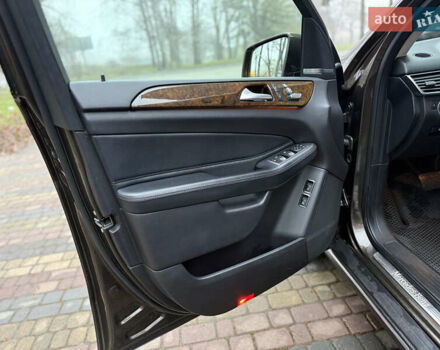 Коричневый Мерседес ГЛЕ-Класс, объемом двигателя 2.99 л и пробегом 235 тыс. км за 29000 $, фото 29 на Automoto.ua