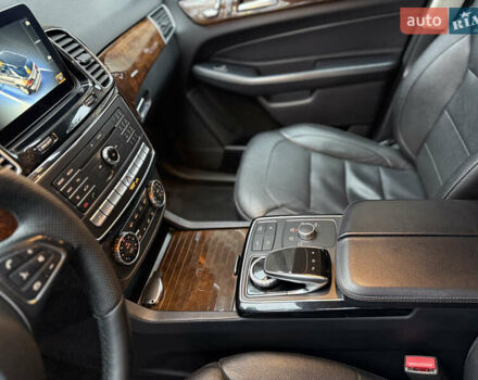 Коричневый Мерседес ГЛЕ-Класс, объемом двигателя 2.99 л и пробегом 235 тыс. км за 29000 $, фото 34 на Automoto.ua