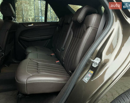 Коричневий Мерседес ГЛЕ-Клас, об'ємом двигуна 2.14 л та пробігом 78 тис. км за 36500 $, фото 46 на Automoto.ua