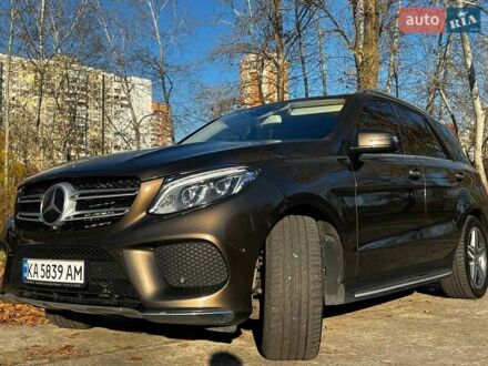 Мерседес ГЛЕ-Класс 2015 в Киеве на Automoto.ua Коричневый Мерседес ГЛЕ-Класс, объемом двигателя 2.99 л и пробегом 195 тыс. км за 27100 $, фото 1 на Automoto.ua