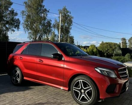 Красный Мерседес ГЛЕ-Класс, объемом двигателя 2.99 л и пробегом 214 тыс. км за 31000 $, фото 3 на Automoto.ua