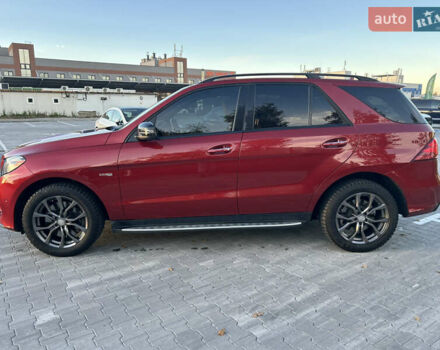 Красный Мерседес ГЛЕ-Класс, объемом двигателя 3 л и пробегом 39 тыс. км за 49000 $, фото 4 на Automoto.ua