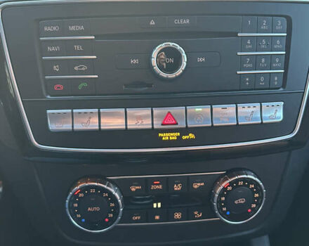 Красный Мерседес ГЛЕ-Класс, объемом двигателя 3 л и пробегом 39 тыс. км за 49000 $, фото 28 на Automoto.ua