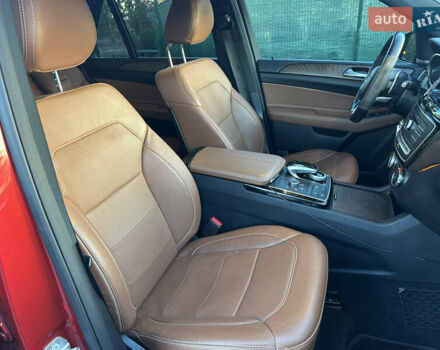 Красный Мерседес ГЛЕ-Класс, объемом двигателя 3 л и пробегом 39 тыс. км за 49000 $, фото 34 на Automoto.ua