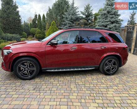 Мерседес ГЛЕ-Класс 2019 в Киеве на Automoto.ua Красный Мерседес ГЛЕ-Класс, объемом двигателя 2.93 л и пробегом 138 тыс. км за 58000 $, фото 1 на Automoto.ua