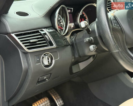 Красный Мерседес ГЛЕ-Класс, объемом двигателя 3 л и пробегом 96 тыс. км за 43500 $, фото 29 на Automoto.ua