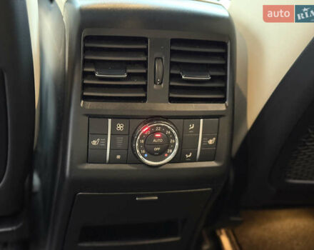 Красный Мерседес ГЛЕ-Класс, объемом двигателя 3 л и пробегом 96 тыс. км за 43500 $, фото 46 на Automoto.ua