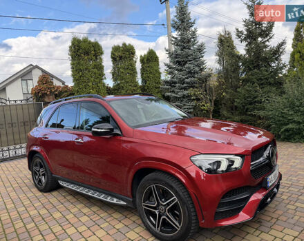 Мерседес ГЛЕ-Класс 2019 в Киеве на Automoto.ua Красный Мерседес ГЛЕ-Класс, объемом двигателя 2.93 л и пробегом 138 тыс. км за 58000 $, фото 3 на Automoto.ua