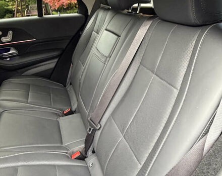 Мерседес ГЛЕ-Класс 2019 в Киеве на Automoto.ua Красный Мерседес ГЛЕ-Класс, объемом двигателя 2.93 л и пробегом 138 тыс. км за 58000 $, фото 6 на Automoto.ua