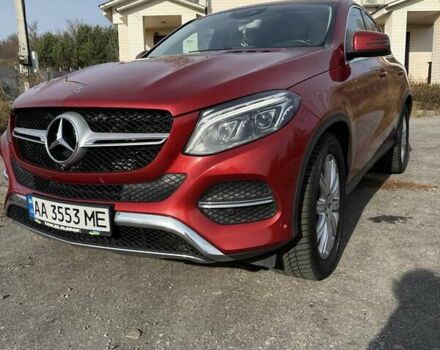 Красный Мерседес ГЛЕ-Класс, объемом двигателя 2.99 л и пробегом 176 тыс. км за 38300 $, фото 1 на Automoto.ua