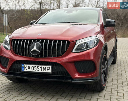 Красный Мерседес ГЛЕ-Класс, объемом двигателя 3 л и пробегом 96 тыс. км за 43500 $, фото 1 на Automoto.ua