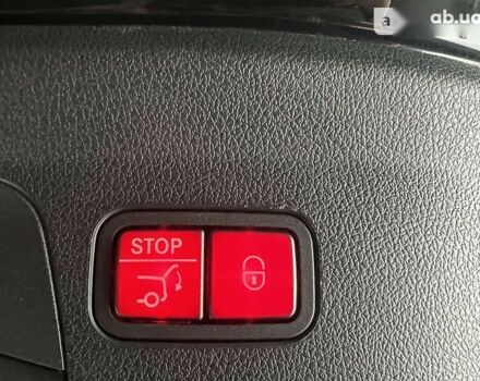 Мерседес ГЛЕ-Клас, об'ємом двигуна 2 л та пробігом 1 тис. км за 97500 $, фото 29 на Automoto.ua