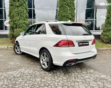 Мерседес ГЛЕ-Класс, объемом двигателя 2.1 л и пробегом 101 тыс. км за 36777 $, фото 5 на Automoto.ua