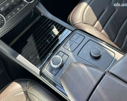 Мерседес ГЛЕ-Класс, объемом двигателя 5.5 л и пробегом 113 тыс. км за 46999 $, фото 12 на Automoto.ua