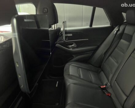 Мерседес ГЛЕ-Клас, об'ємом двигуна 3.98 л та пробігом 22 тис. км за 155195 $, фото 35 на Automoto.ua