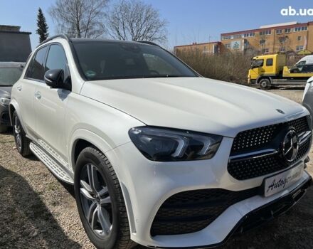 Мерседес ГЛЕ-Клас, об'ємом двигуна 2 л та пробігом 8 тис. км за 83032 $, фото 15 на Automoto.ua