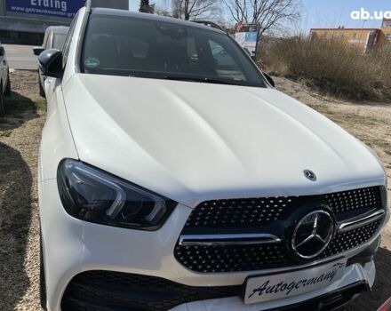 Мерседес ГЛЕ-Клас, об'ємом двигуна 2 л та пробігом 8 тис. км за 83032 $, фото 16 на Automoto.ua