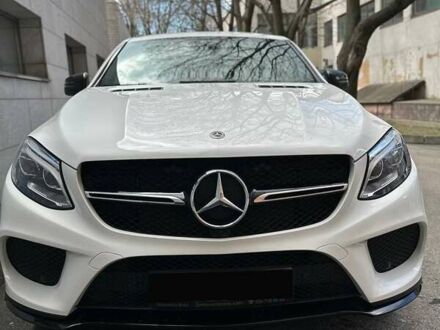 Мерседес ГЛЕ-Класс 2017 в Днепре (Днепропетровске) на Automoto.ua Мерседес ГЛЕ-Класс, объемом двигателя 3 л и пробегом 38 тыс. км за 49500 $, фото 1 на Automoto.ua