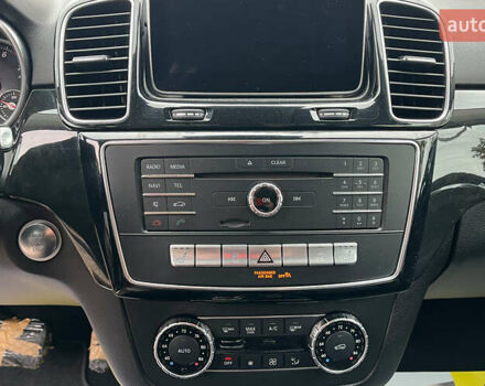 Серый Мерседес ГЛЕ-Класс, объемом двигателя 3.5 л и пробегом 96 тыс. км за 27900 $, фото 11 на Automoto.ua