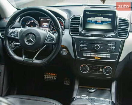 Сірий Мерседес ГЛЕ-Клас, об'ємом двигуна 3 л та пробігом 155 тис. км за 43800 $, фото 23 на Automoto.ua