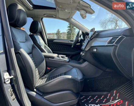 Серый Мерседес ГЛЕ-Класс, объемом двигателя 3 л и пробегом 273 тыс. км за 29500 $, фото 48 на Automoto.ua