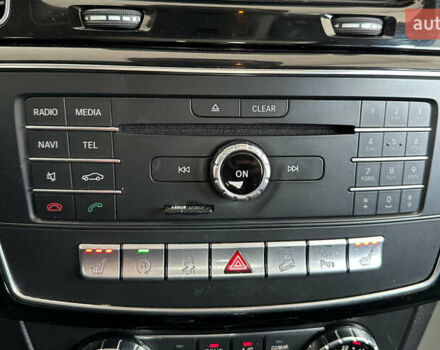 Серый Мерседес ГЛЕ-Класс, объемом двигателя 2.99 л и пробегом 197 тыс. км за 29450 $, фото 18 на Automoto.ua