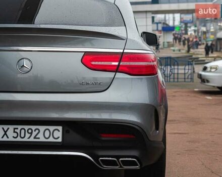 Мерседес ГЛЕ-Класс 2015 в Киеве на Automoto.ua Серый Мерседес ГЛЕ-Класс, объемом двигателя 2.99 л и пробегом 155 тыс. км за 43999 $, фото 3 на Automoto.ua