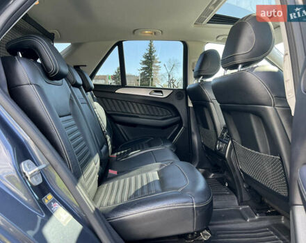 Серый Мерседес ГЛЕ-Класс, объемом двигателя 3 л и пробегом 273 тыс. км за 29500 $, фото 39 на Automoto.ua