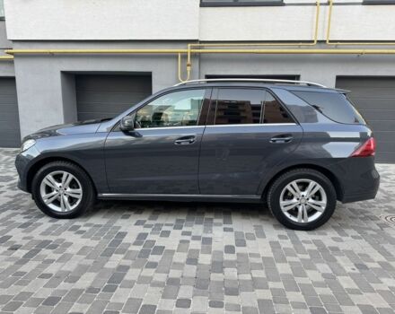 Серый Мерседес ГЛЕ-Класс, объемом двигателя 3 л и пробегом 310 тыс. км за 33000 $, фото 12 на Automoto.ua