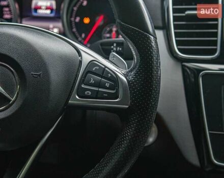 Мерседес ГЛЕ-Класс 2015 в Киеве на Automoto.ua Серый Мерседес ГЛЕ-Класс, объемом двигателя 2.99 л и пробегом 155 тыс. км за 43999 $, фото 19 на Automoto.ua