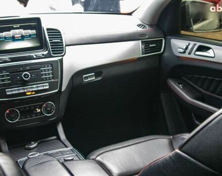 Серый Мерседес ГЛЕ-Класс, объемом двигателя 3 л и пробегом 155 тыс. км за 42999 $, фото 17 на Automoto.ua
