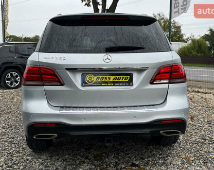 Серый Мерседес ГЛЕ-Класс, объемом двигателя 3.5 л и пробегом 96 тыс. км за 27900 $, фото 4 на Automoto.ua