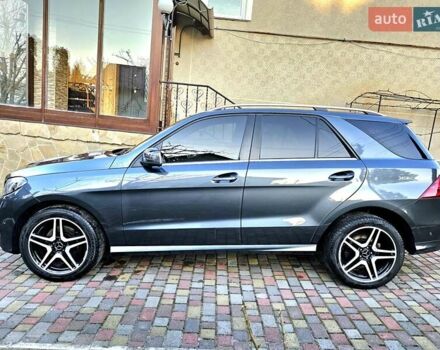 Серый Мерседес ГЛЕ-Класс, объемом двигателя 2.99 л и пробегом 205 тыс. км за 30900 $, фото 21 на Automoto.ua