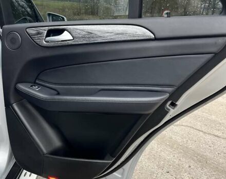 Серый Мерседес ГЛЕ-Класс, объемом двигателя 2.99 л и пробегом 181 тыс. км за 30500 $, фото 27 на Automoto.ua