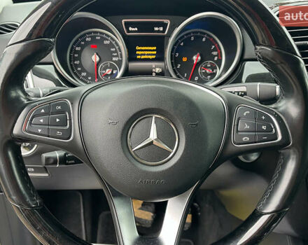 Серый Мерседес ГЛЕ-Класс, объемом двигателя 3.5 л и пробегом 96 тыс. км за 27900 $, фото 10 на Automoto.ua