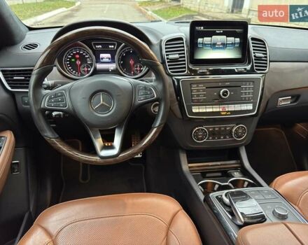 Серый Мерседес ГЛЕ-Класс, объемом двигателя 2.99 л и пробегом 169 тыс. км за 49350 $, фото 24 на Automoto.ua