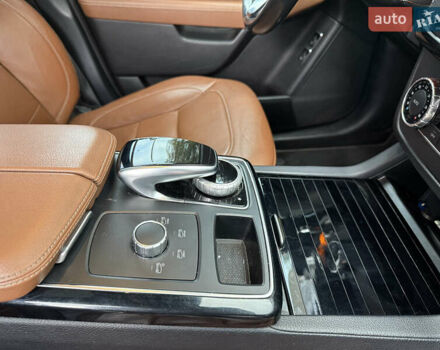 Серый Мерседес ГЛЕ-Класс, объемом двигателя 2.99 л и пробегом 194 тыс. км за 46000 $, фото 14 на Automoto.ua